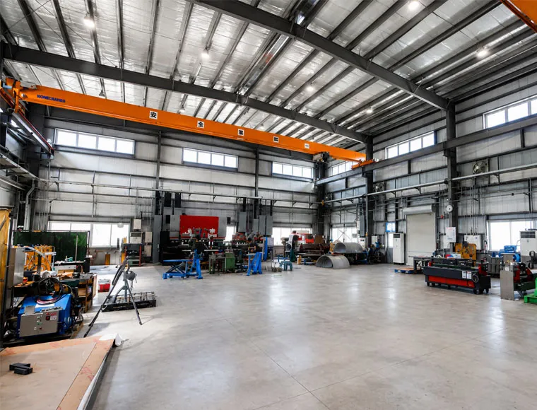 Heavy-Duty Industrial Steel Workshop Buildings with Pre-Engineered Crane Structures