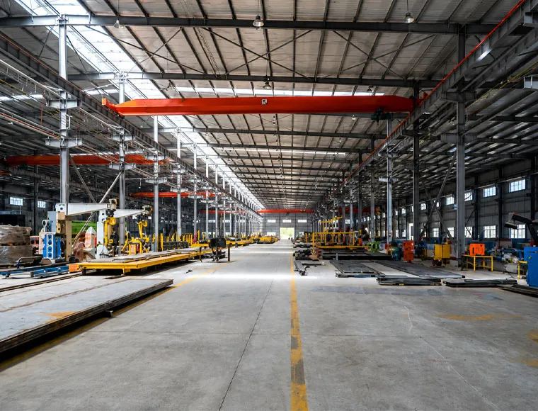 Heavy-Duty Industrial Steel Workshop Buildings with Pre-Engineered Crane Structures