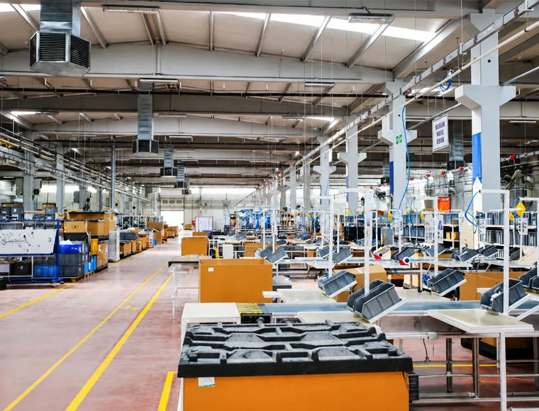 Pre-Engineered Industrial Steel Warehouse for Logistics & Manufacturing