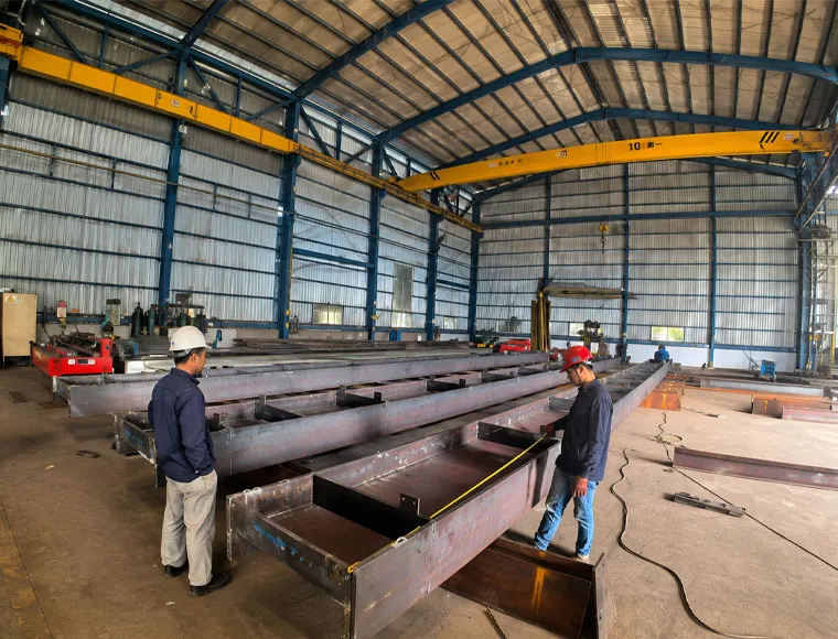 Custom Heavy PEB Steel Building for Complex Industrial Loads